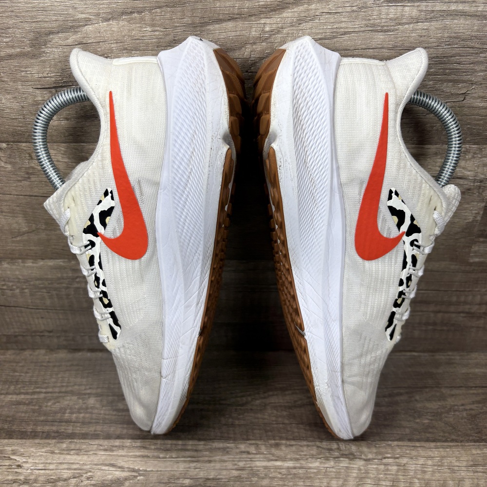Nike Air Zoom Pegasus 39 Gray Red Womens US Size 9 DZ5214-100 Running Shoes - Picture 6 of 10